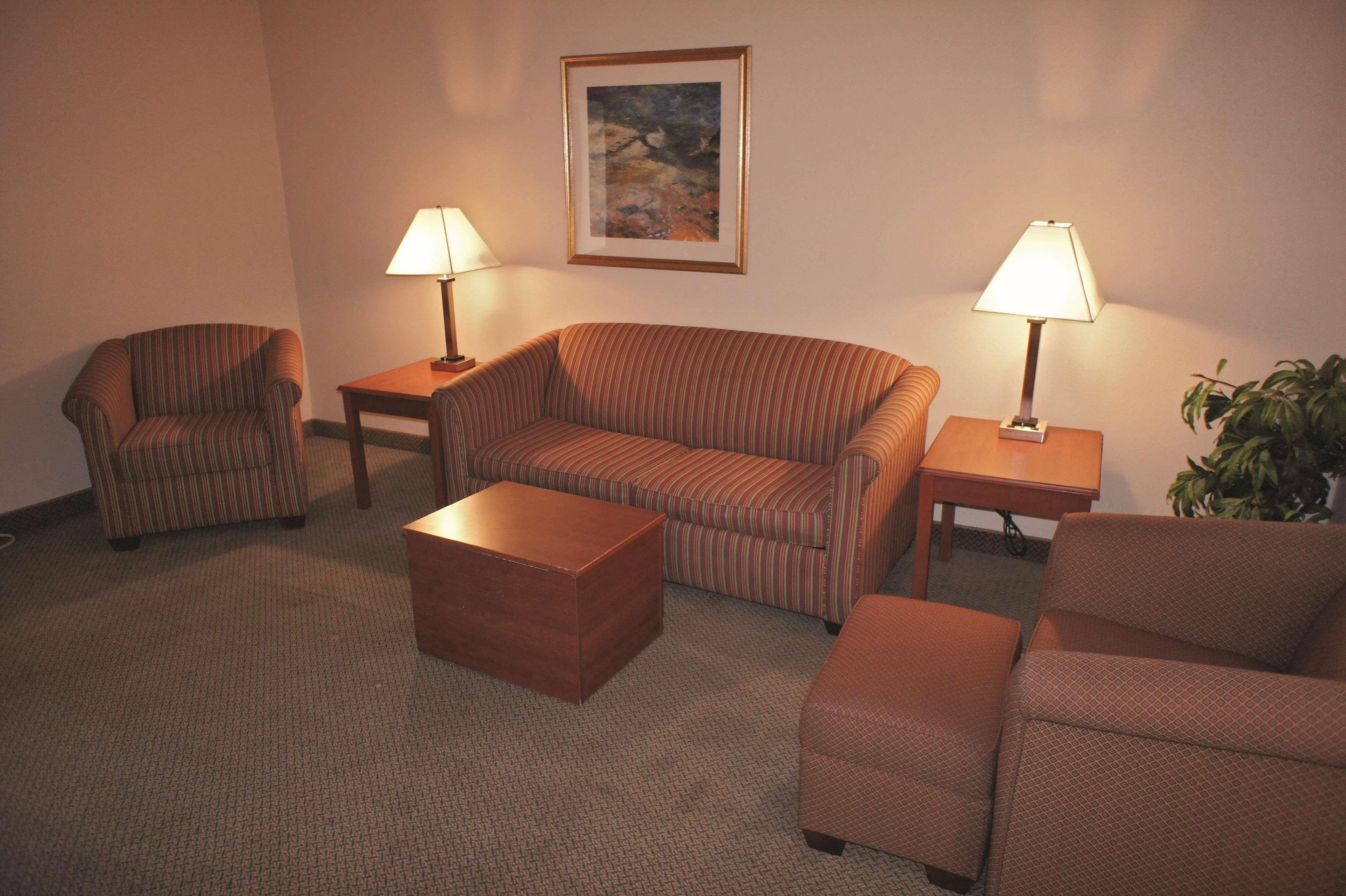 La Quinta Inn And Suites By Wyndham Cincinnati North Springdale Eksteriør billede